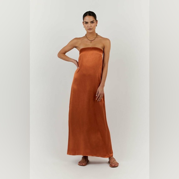 Dissh burnt orange satin dress - Picture 3 of 14